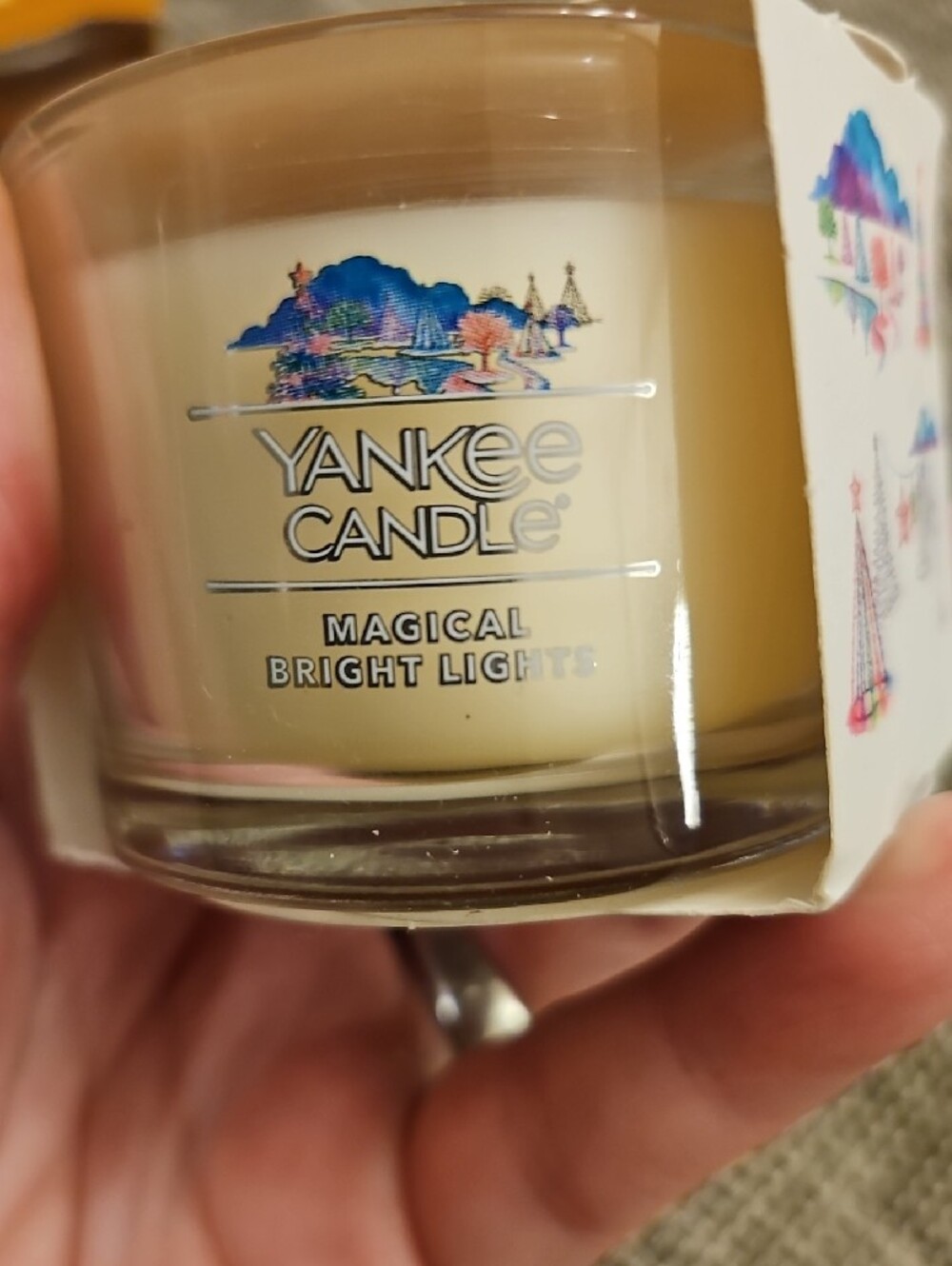Yankee Candle Small Jar Candles-Six - Picture 4 of 8